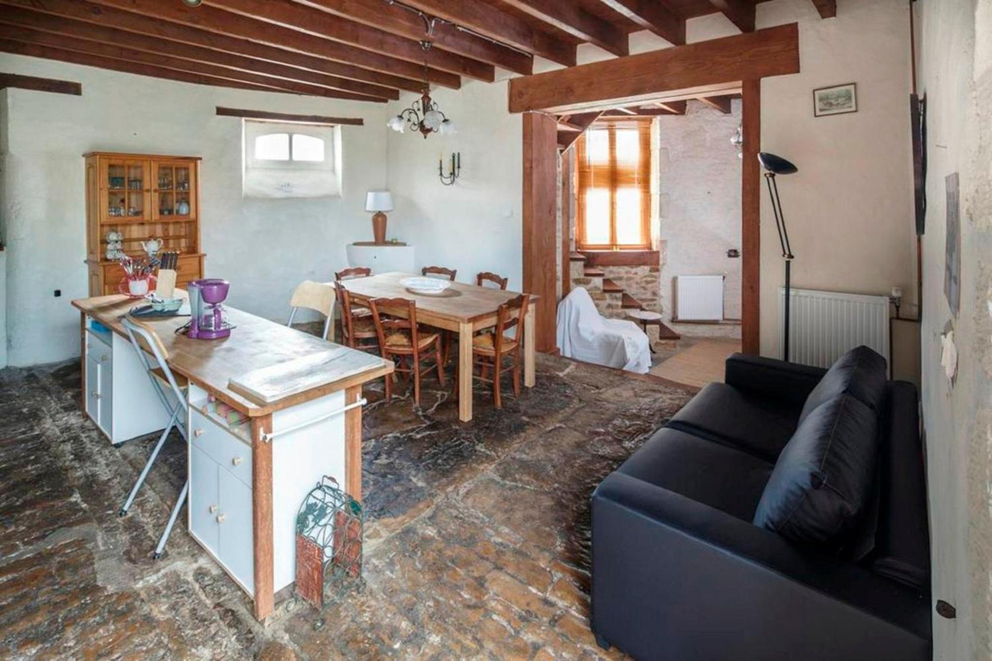 Holiday Home La Brijopa Bazoges-en-Pareds Cameră foto